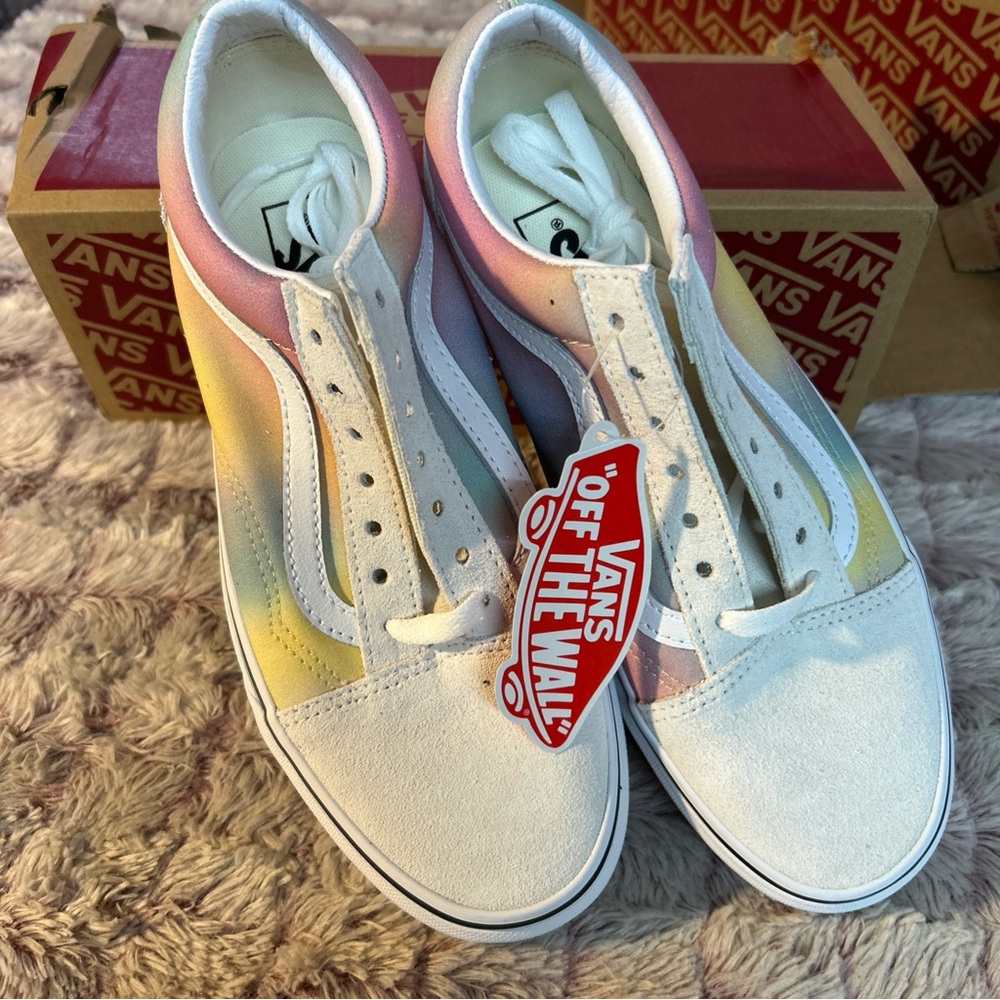 Vans Off The Wall Old Skool
Sneakers Size Women 7.5 Or Men 6.0